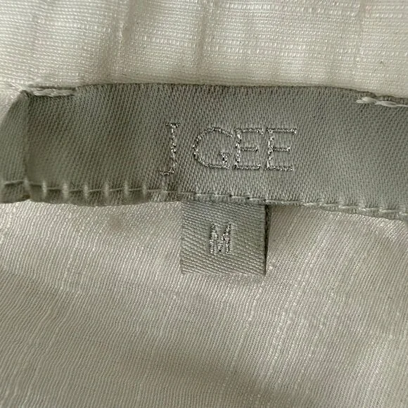 Floral Embroidered White Button-Front Midi Dress With Elastic Waist By J. Gee Si - Picture 4 of 5